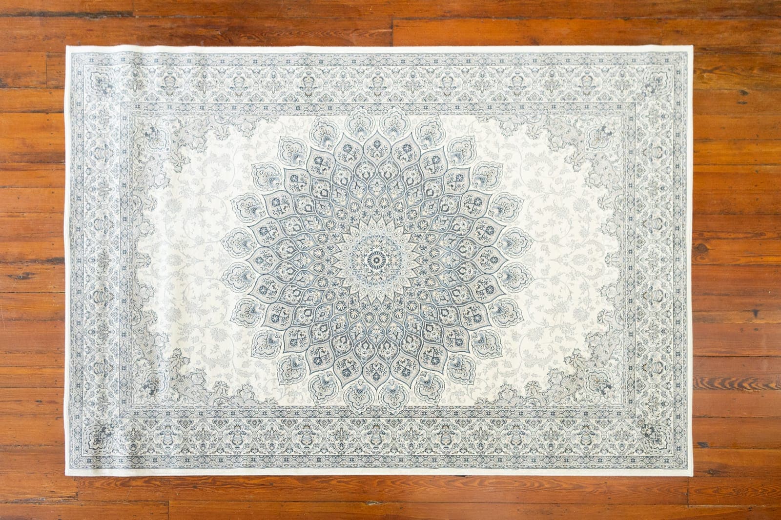 Ancient Garden Cream/Grey rug