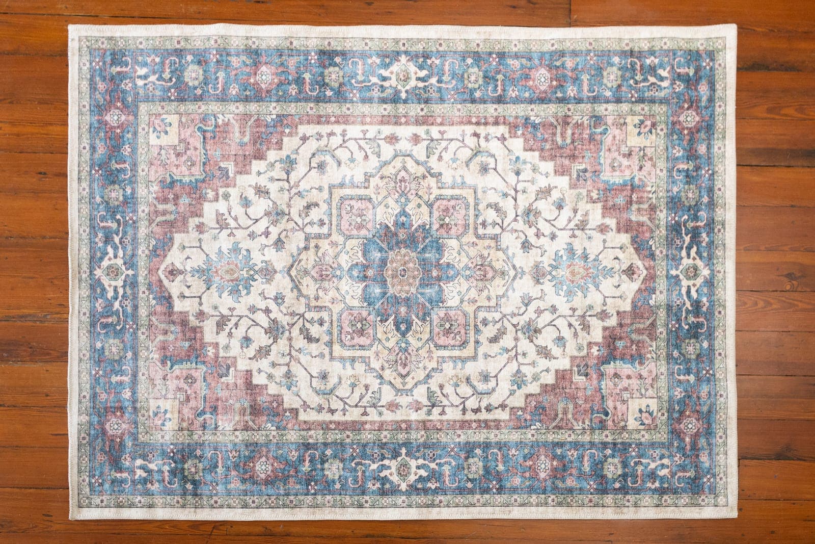 Elise Red/Blue/Beige rug